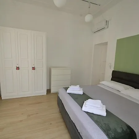 San Giovanni Flat Re Di Appartamento Roma